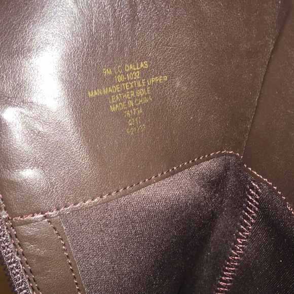 Liz Claiborne Riding Boot - Picture 4 of 6